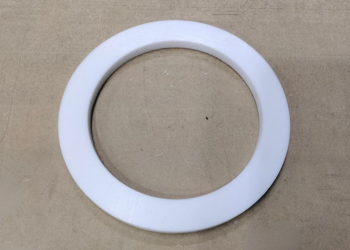 PTFE(テフロン)プロッター加工事例|リング形状加工 株式会社ダイコー